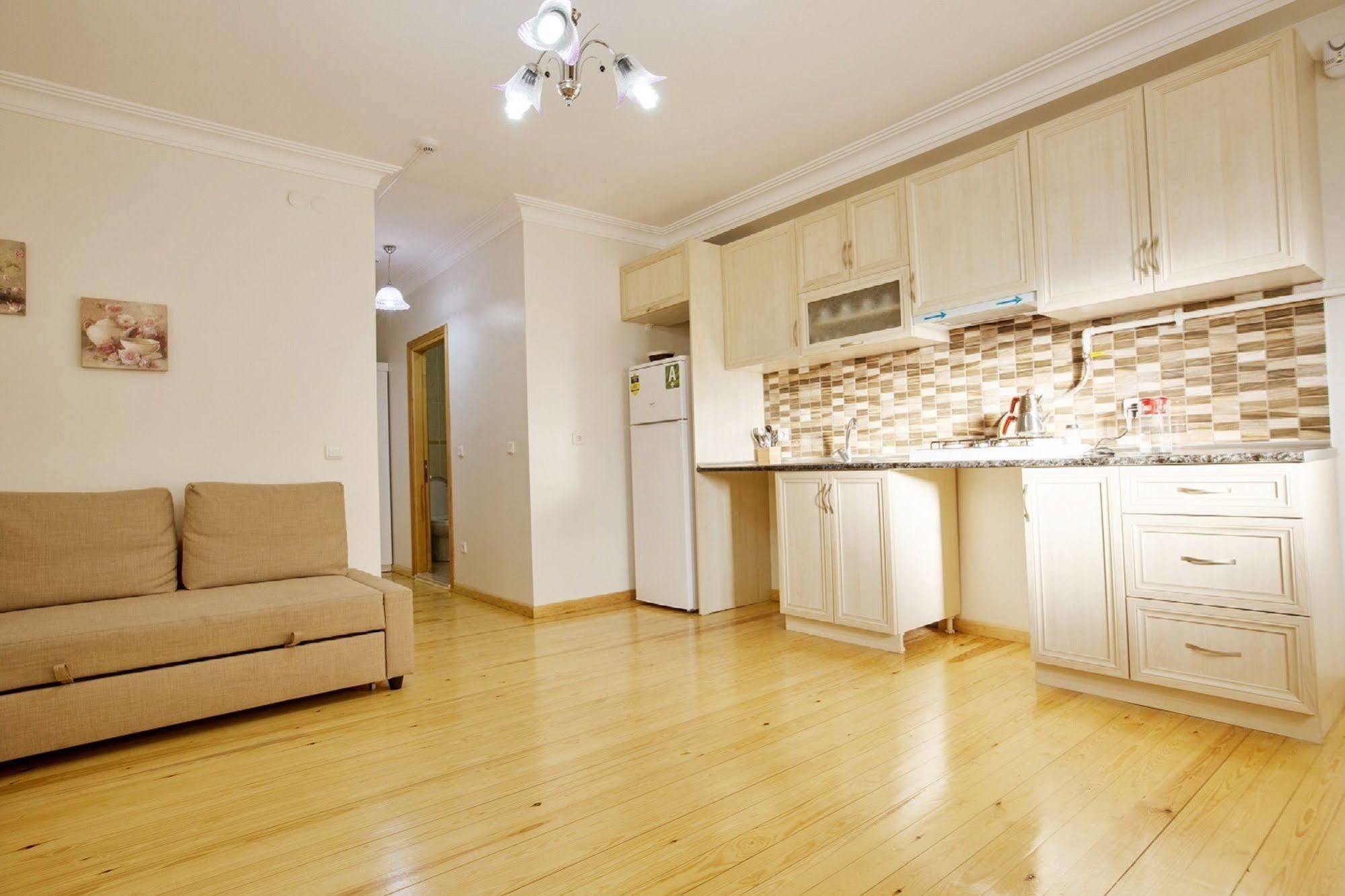 جزر الأمراء Buyukada Apart Hotel - Sehbal المظهر الخارجي الصورة