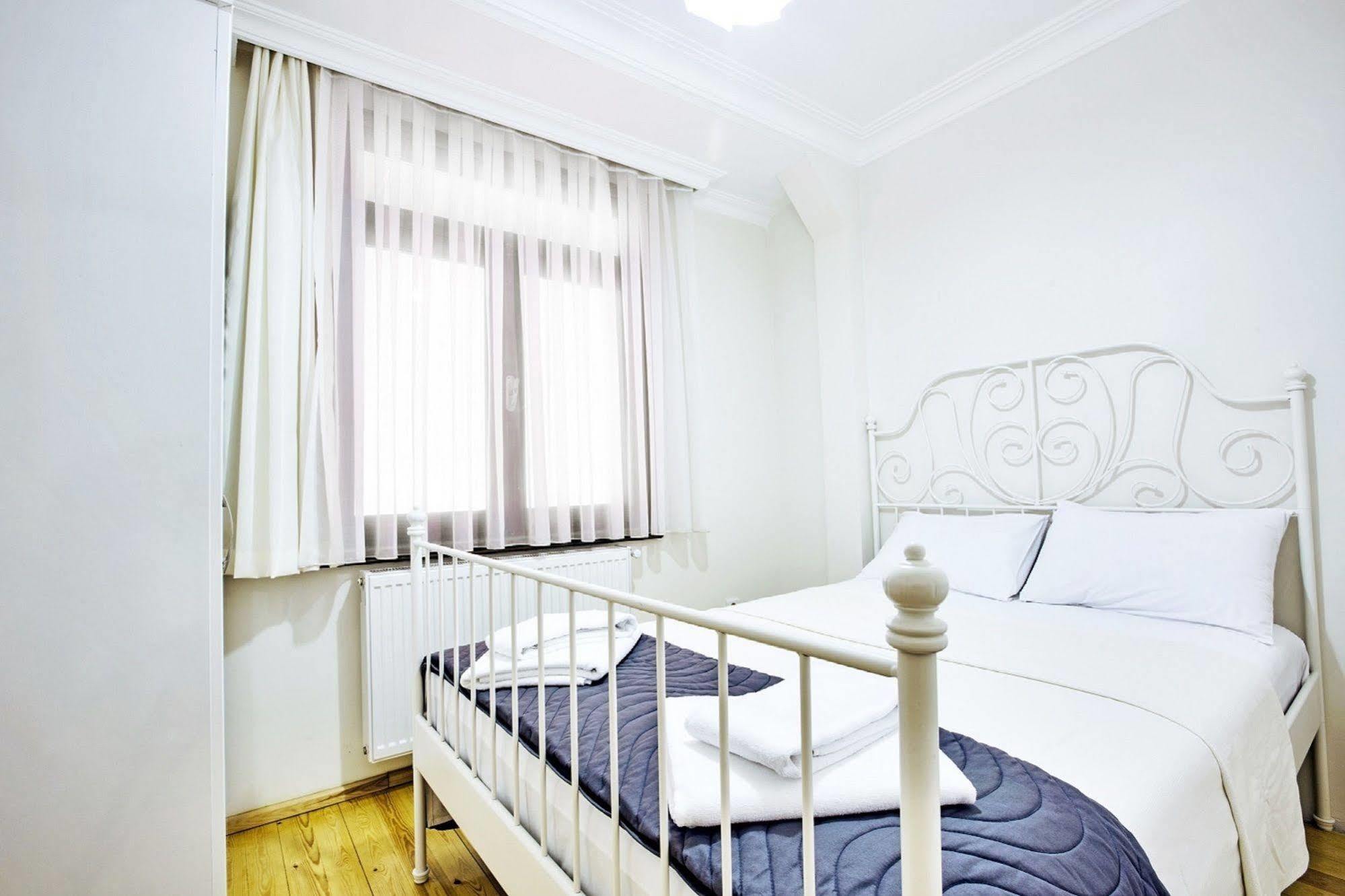 جزر الأمراء Buyukada Apart Hotel - Sehbal المظهر الخارجي الصورة