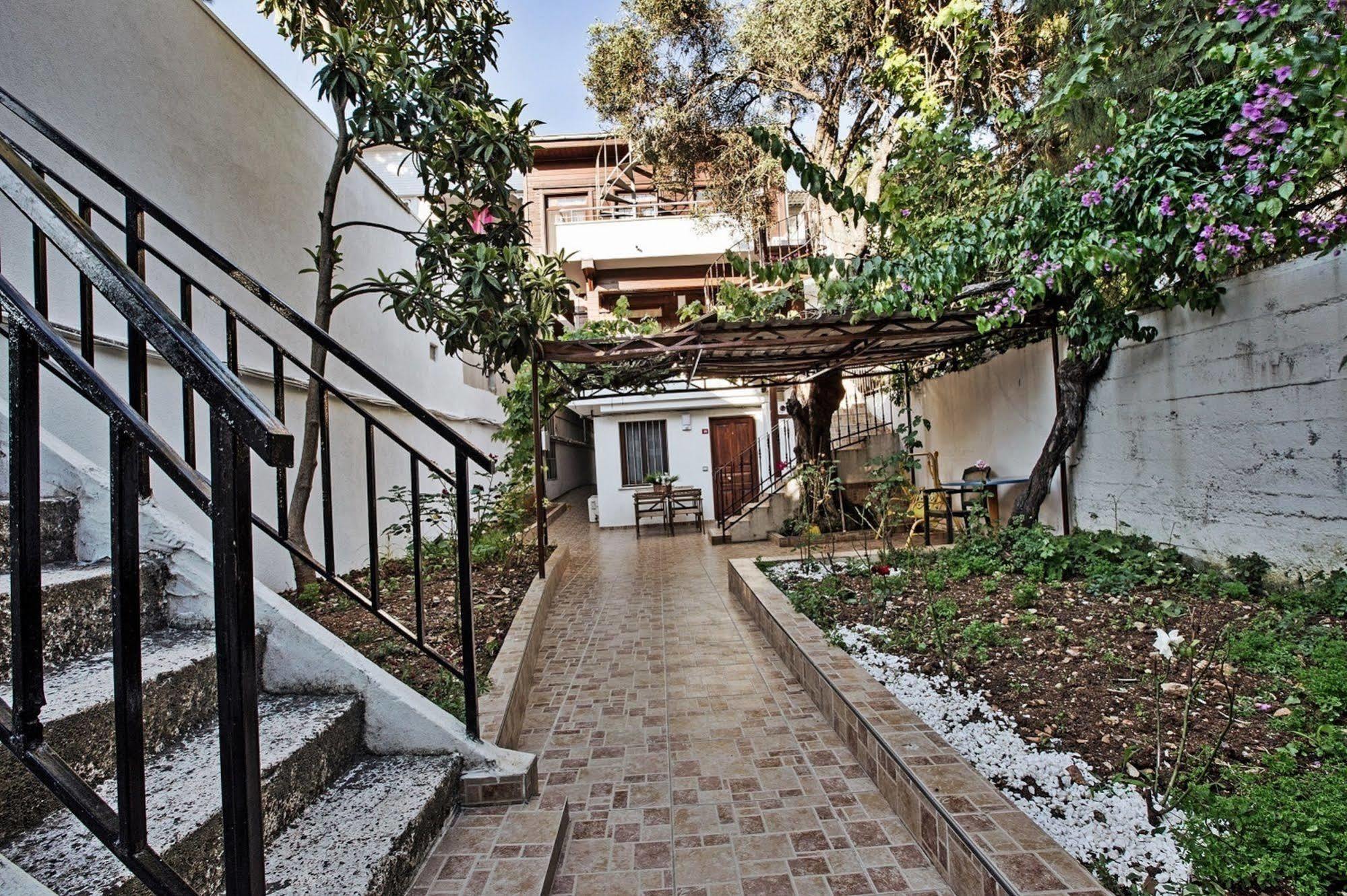 جزر الأمراء Buyukada Apart Hotel - Sehbal المظهر الخارجي الصورة