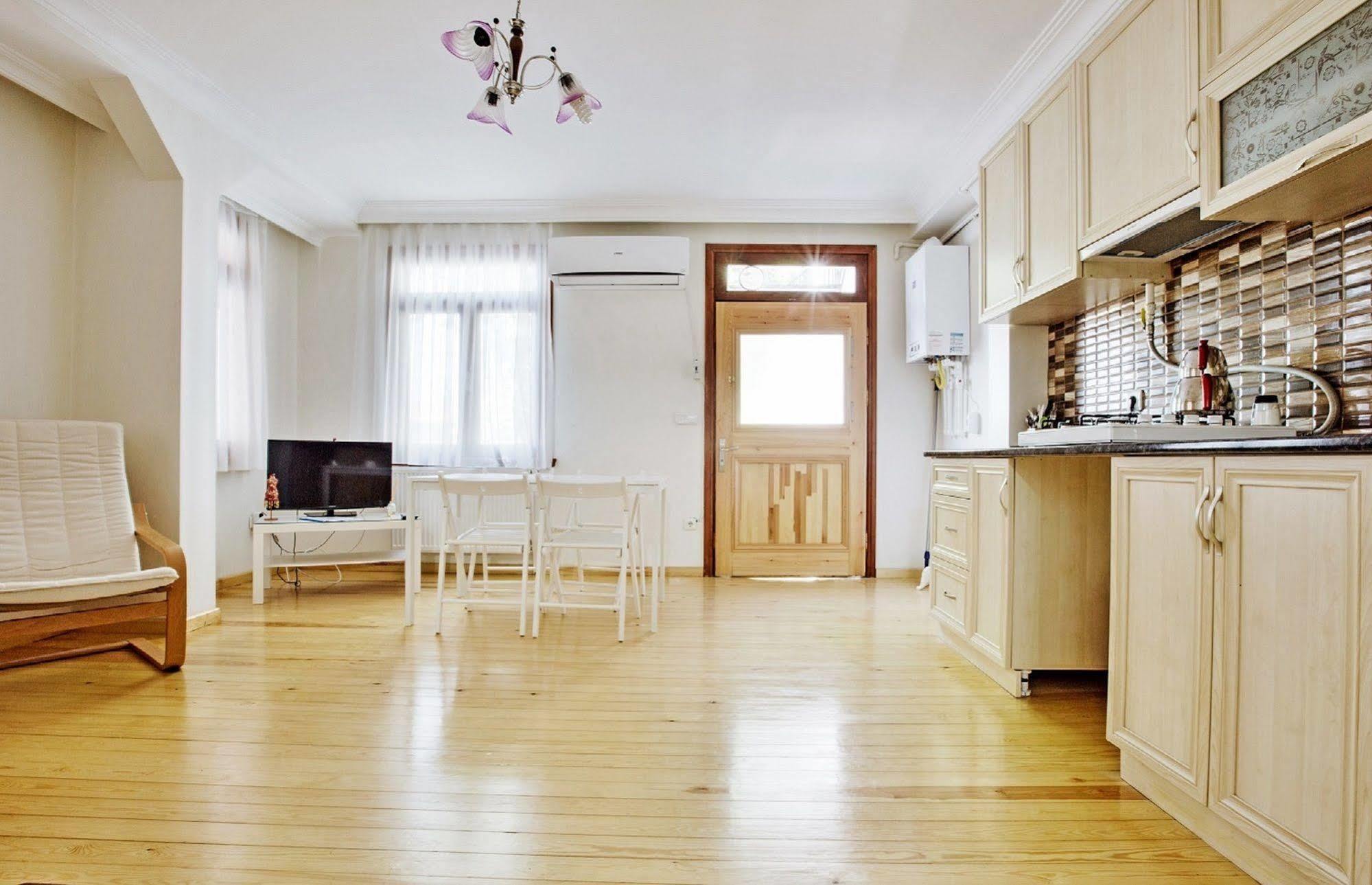 جزر الأمراء Buyukada Apart Hotel - Sehbal المظهر الخارجي الصورة